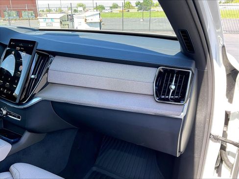 New 2026 Volvo XC90 B6 Ultra w/ Protection Package AWD/4WD image 29