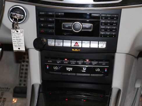 Used 2015 Mercedes-Benz E 350 Sedan image 54