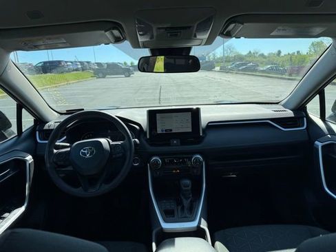 Certified 2025 Toyota RAV4 XLE AWD/4WD image 15