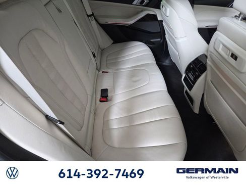 Used 2019 BMW X5 xDrive50i w/ Executive Package AWD/4WD image 18