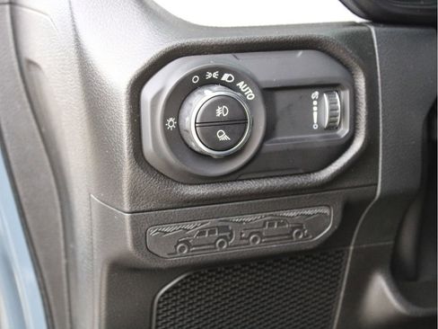 New 2026 Jeep Gladiator Sport AWD/4WD image 15