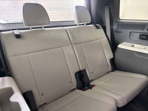 Used 2025 Hyundai Santa Fe Limited FWD image 26