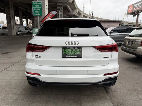 Used 2020 Audi Q3 2.0T Premium image 6