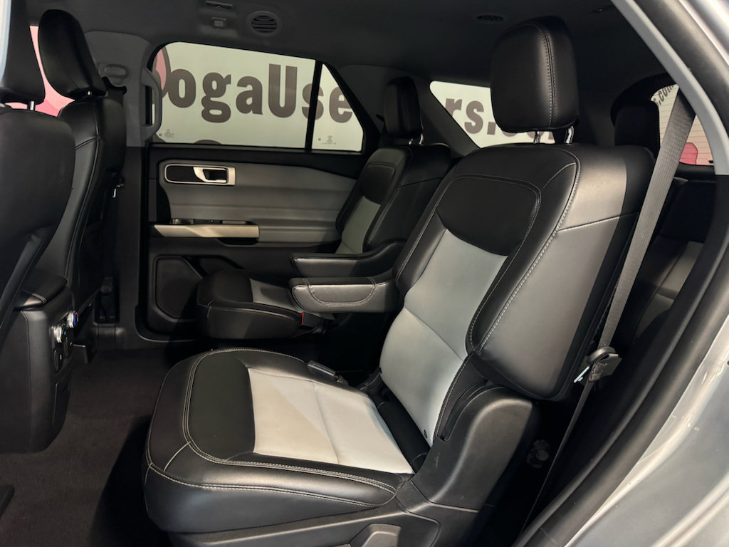 Used 2022 Ford Explorer XLT w/ Equipment Group 202A RWD image 20
