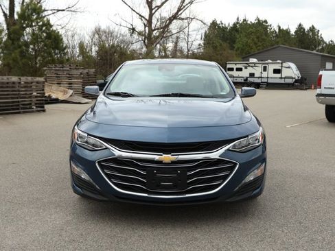 Used 2024 Chevrolet Malibu LT image 2