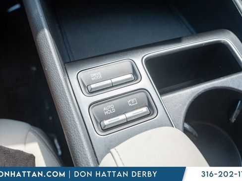 Used 2025 Hyundai Sonata SEL FWD image 9