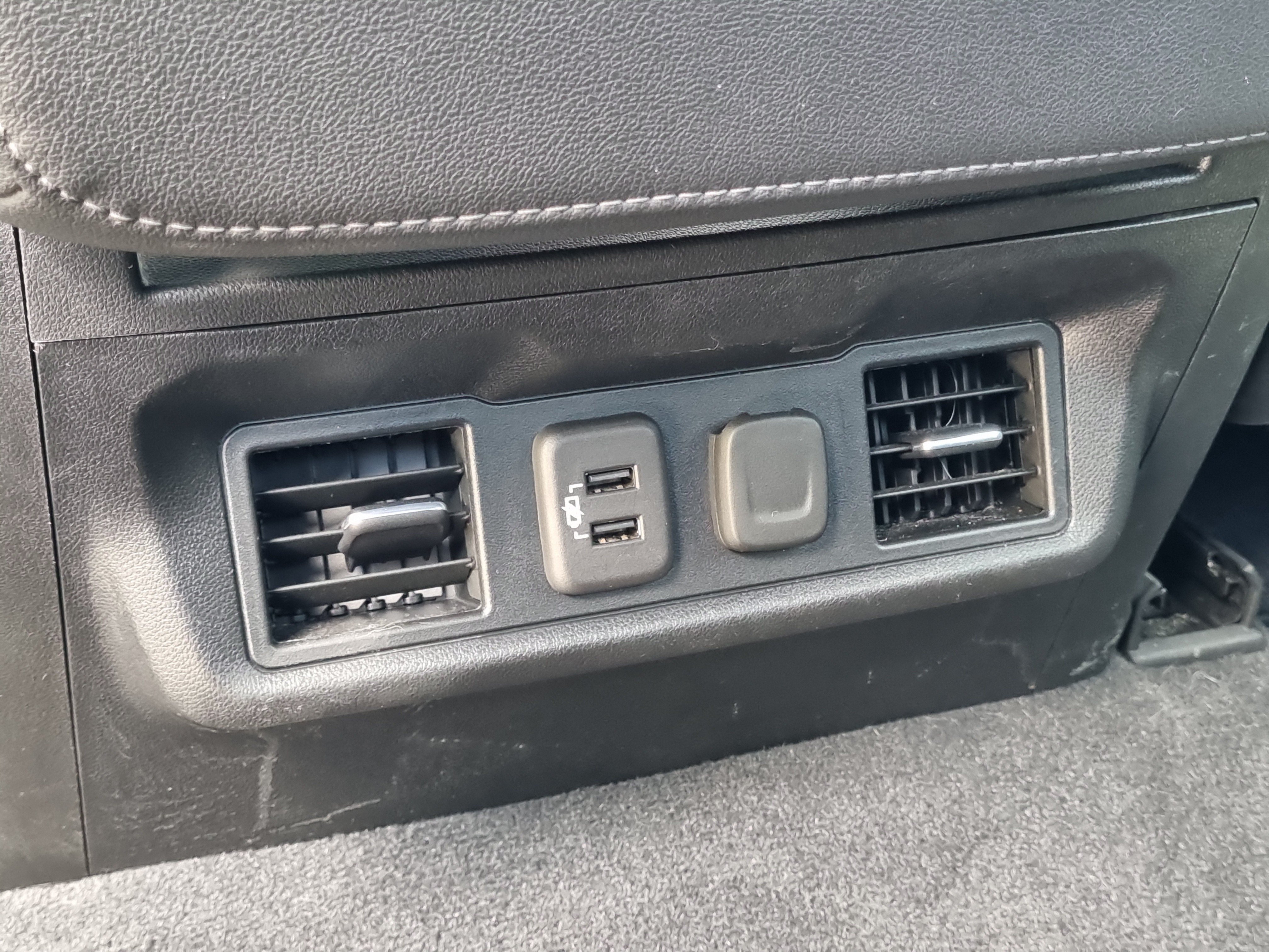 Used 2020 Chevrolet Silverado 1500 LT w/ All-Star Edition RWD image 12