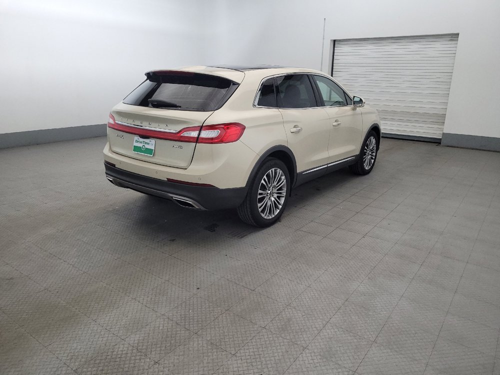 Used 2016 Lincoln MKX Reserve w/ Climate Package AWD/4WD image 9