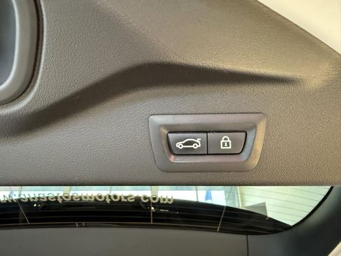 Used 2019 BMW X5 xDrive40i w/ Convenience Package image 10