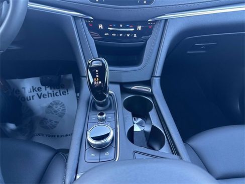 Used 2024 Cadillac XT5 Luxury image 46