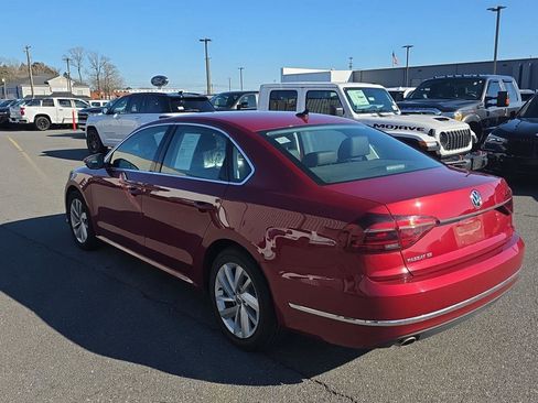 Used 2018 Volkswagen Passat 2.0T SE w/ SE Lighting Package image 6