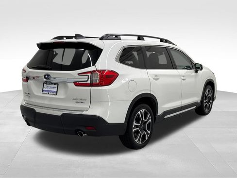 Used 2023 Subaru Ascent Limited w/ Technology Package AWD/4WD image 8