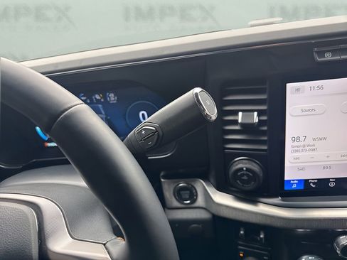 Used 2023 Ford F350 Platinum image 19