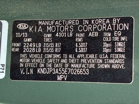 Used 2014 Kia Soul + FWD image 26