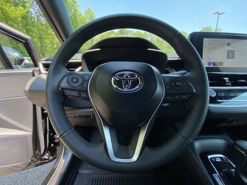 Used 2026 Toyota Corolla SE FWD image 28