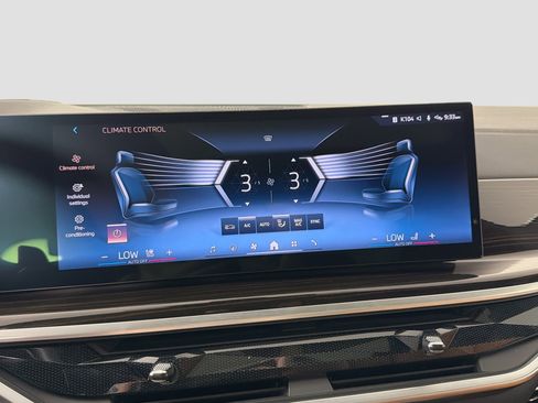 Certified 2024 BMW X6 xDrive40i w/ Executive Package image 16