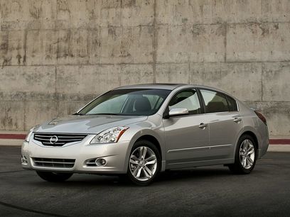 Used 2012 Nissan Altima 2.5 SL w/ 2.5SL Pkg