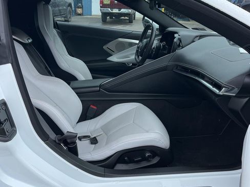 Used 2022 Chevrolet Corvette Stingray Preferred Cpe w/ Battery Protection Package RWD image 13