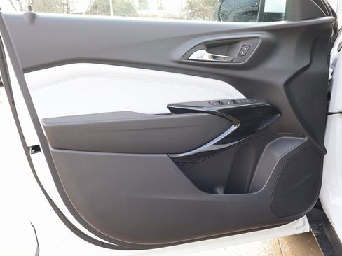 New 2026 Chevrolet Trax LT image 11