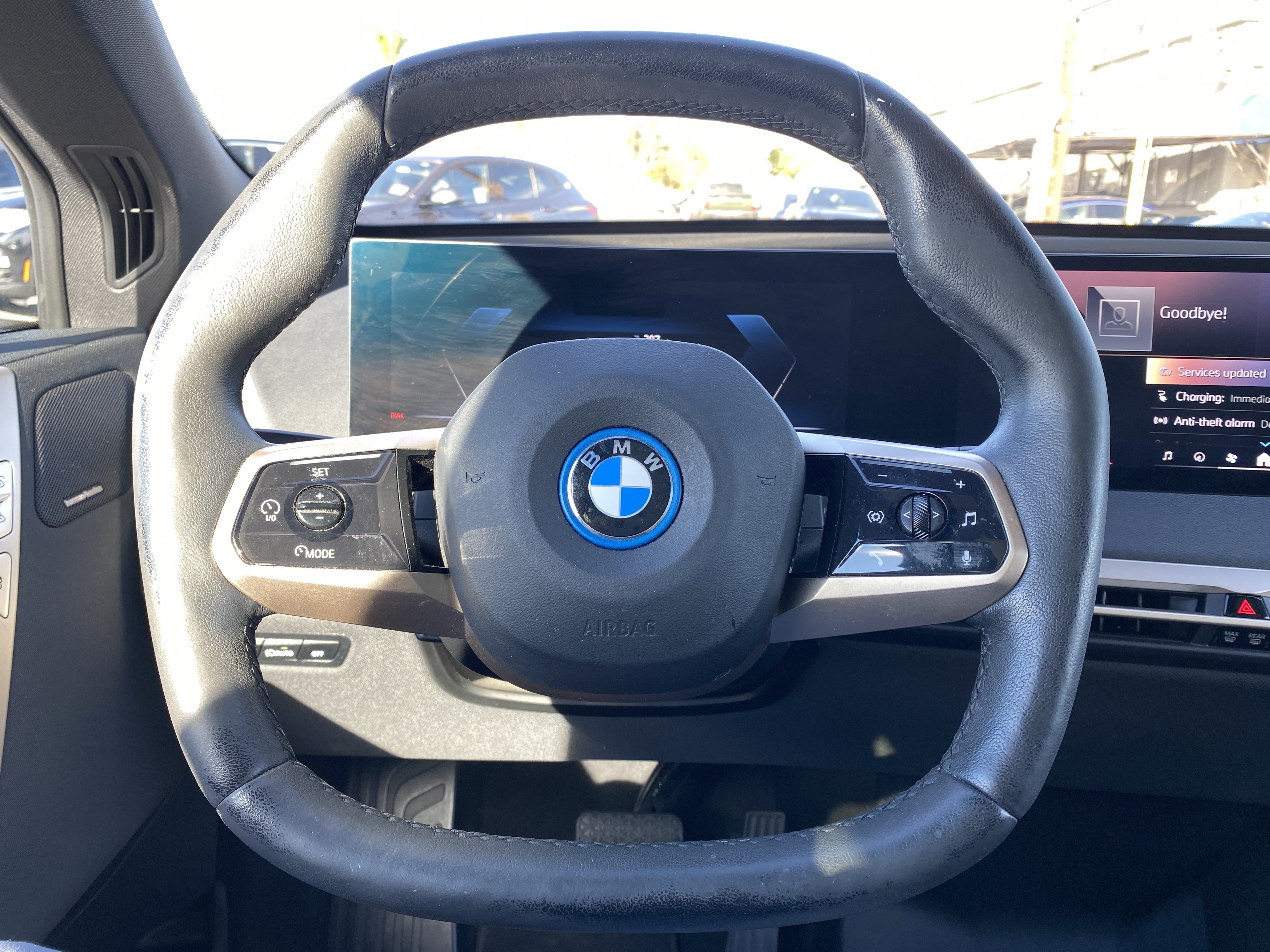 Used 2024 BMW iX xDrive50 w/ Premium Package AWD/4WD image 18
