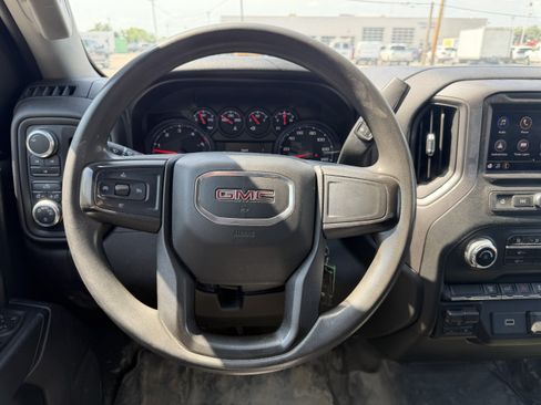 Used 2020 GMC Sierra 2500 4x4 Regular Cab w/ Convenience Package image 14