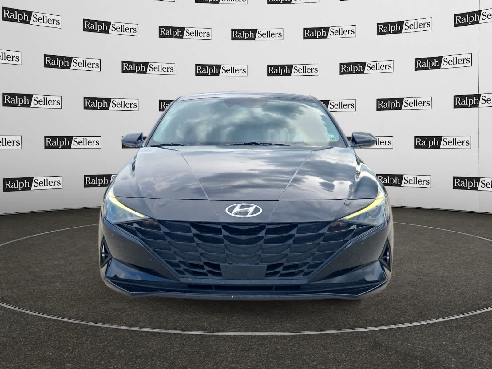 Used 2023 Hyundai Elantra SEL w/ Convenience Package FWD image 8
