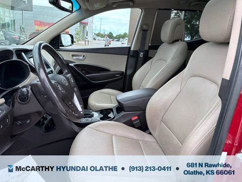 Used 2017 Hyundai Santa Fe Sport w/ 2.4L Tech Package 04 AWD/4WD image 4