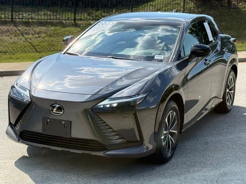 Certified 2023 Lexus RZ 450e Premium w/ Technology Package AWD/4WD image 9