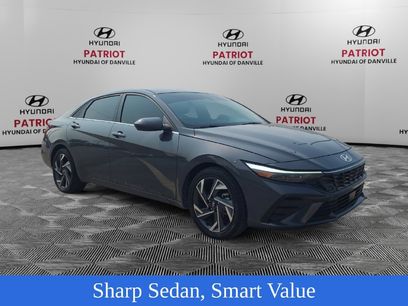 Used 2024 Hyundai Elantra SEL w/ Convenience Package