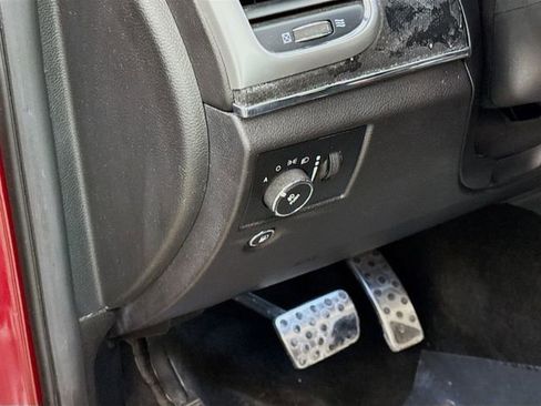 Used 2014 Jeep Grand Cherokee SRT image 12