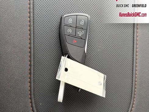 Used 2025 GMC Sierra 1500 AT4 w/ Technology Package image 40