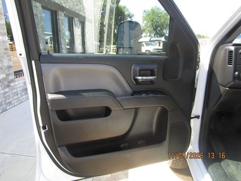 Used 2015 Chevrolet Silverado 3500 W/T RWD image 8