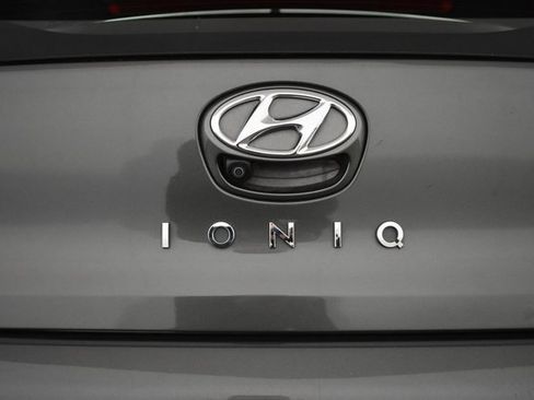 Used 2022 Hyundai Ioniq Blue image 37