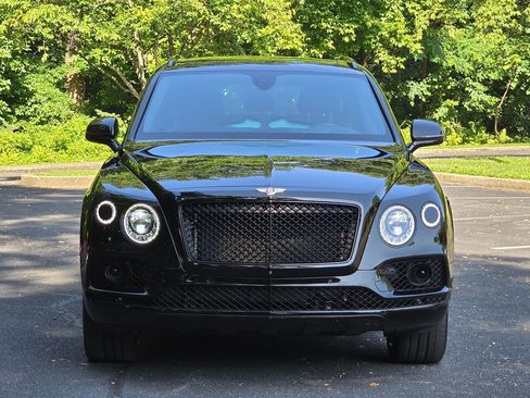 Used 2020 Bentley Bentayga Design Series image 9