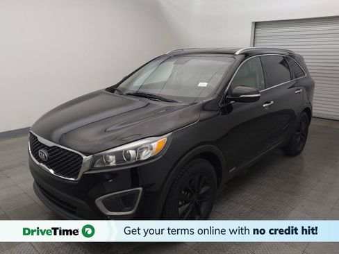 Used 2016 Kia Sorento AWD image 1