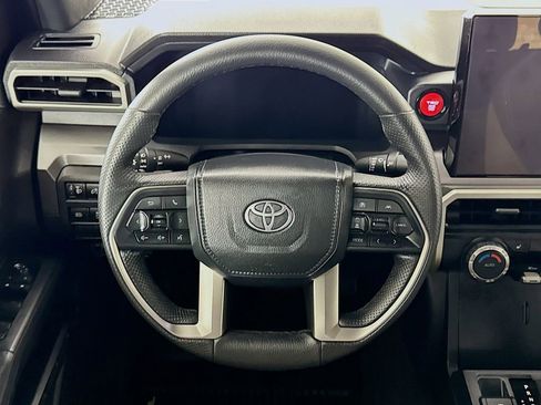 Used 2024 Toyota Tacoma TRD Off-Road image 12