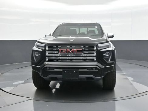 Used 2025 GMC Canyon Denali w/ LPO, Denali Black Edition AWD/4WD image 2