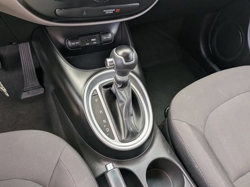 Used 2019 Kia Soul FWD image 25