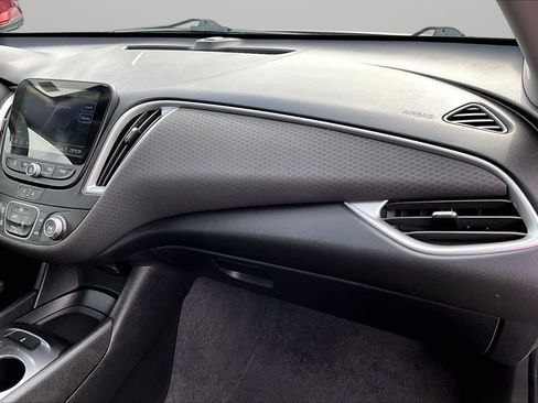 Used 2020 Chevrolet Malibu LS FWD image 21