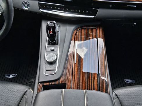 Used 2023 Cadillac Escalade Premium Luxury w/ LPO, Floor Liner Package RWD image 19