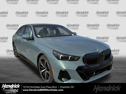 New 2026 BMW 530i w/ M Sport Package RWD image 1