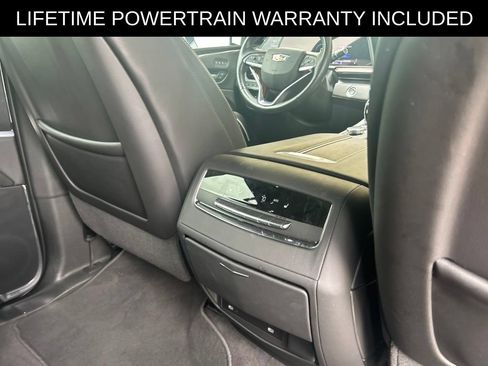 Used 2023 Cadillac Escalade ESV Premium Luxury w/ Performance Package AWD/4WD image 18
