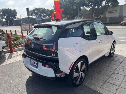 Used 2018 BMW i3 w/ Range Extender image 9