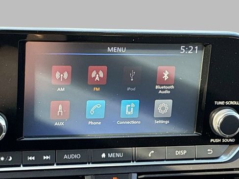 Used 2024 Nissan Altima 2.5 S FWD image 27
