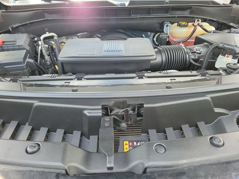 Used 2022 GMC Yukon Denali w/ Denali Premium Package AWD/4WD image 39