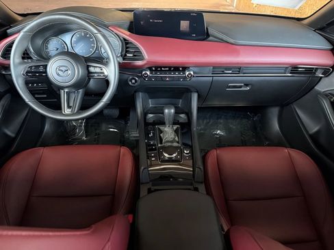 Used 2025 MAZDA MAZDA3 Hatchback w/Premium Plus Pkg image 22