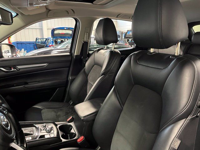 Used 2018 MAZDA CX-5 Touring w/ Preferred Equipment Package FWD image 24