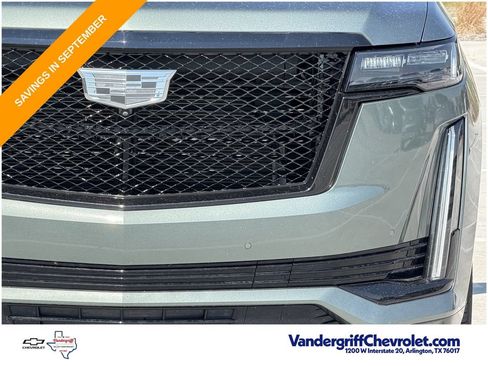 Used 2024 Cadillac Escalade Sport Platinum w/ LPO, ONYX Package AWD/4WD image 5