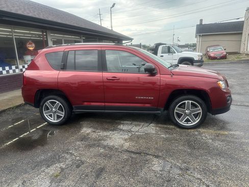 Used 2016 Jeep Compass Sport w/ Power Value Group FWD image 9
