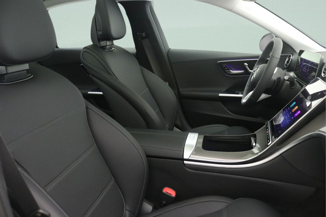 New 2026 Mercedes-Benz C 300 4MATIC Sedan image 7